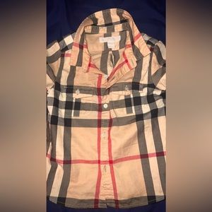Unisex toddler Burberry button down shirt